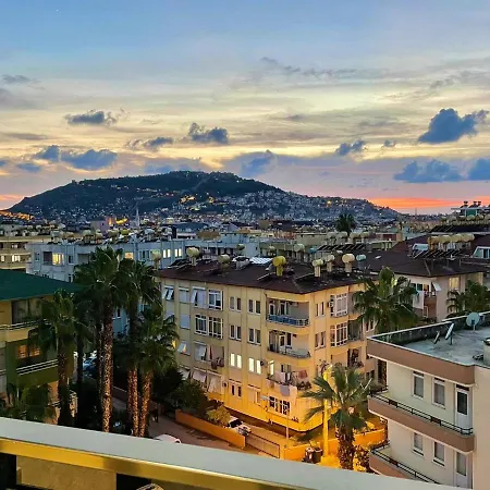 Новая Двухкомнатная Квартира В Центре Аланьи Apartment *
