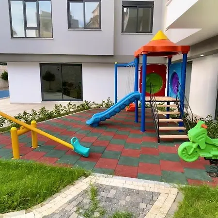 Новая Двухкомнатная Квартира В Центре Аланьи Daire
